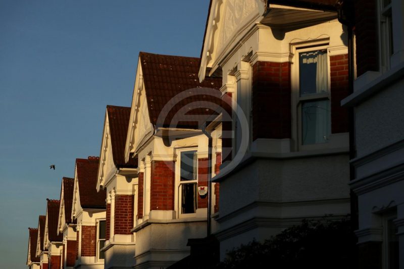 在英国租房如何收拾自己的房子,在英国强制驱逐不给房租的租客