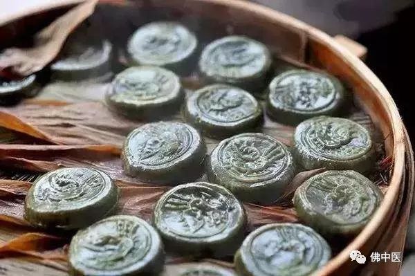 【药师在线】除了做“艾糍”，艾叶的养生价值竟然还有这么多