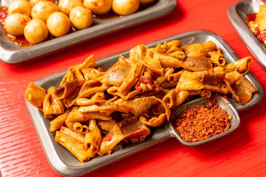 谭鸭血24小时营业,日均排队3h的谭鸭血来宁波了