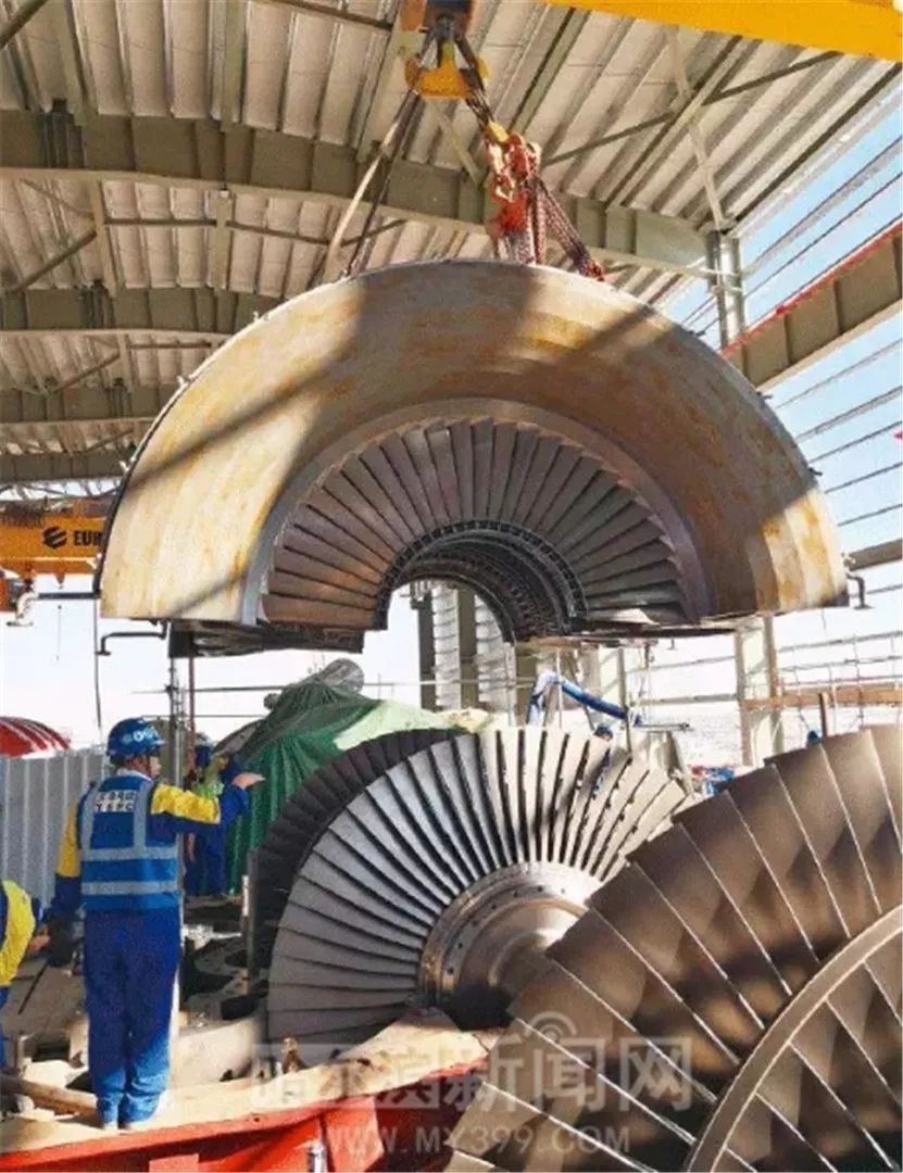 【冰城新闻】哈尔滨企业在迪拜建电站｜储煤场就有12座标准足球场大，创了个世界纪录