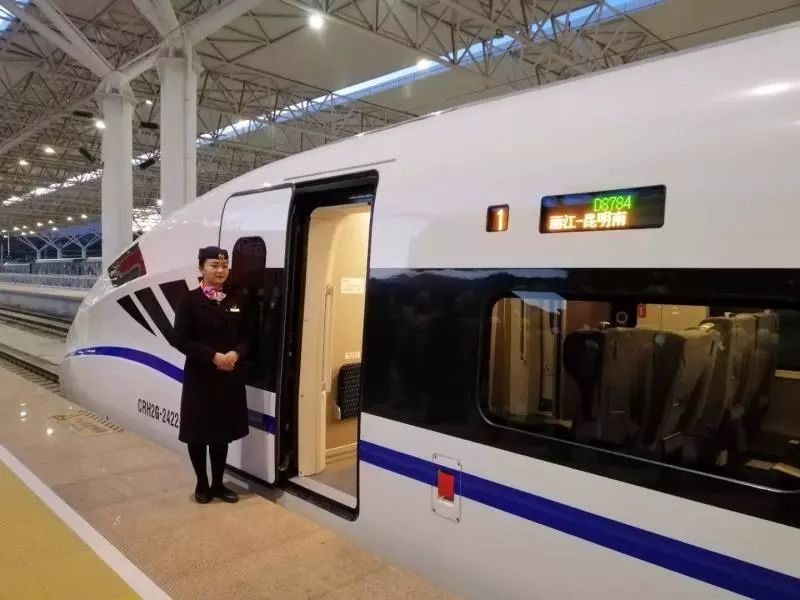 三天假期转瞬即逝！各大高速的返程高峰还在进行中……