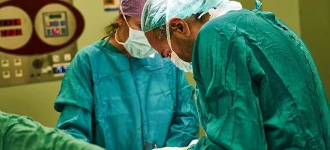 揭秘|为了8000美元，她们甘愿租借自己的子宫...