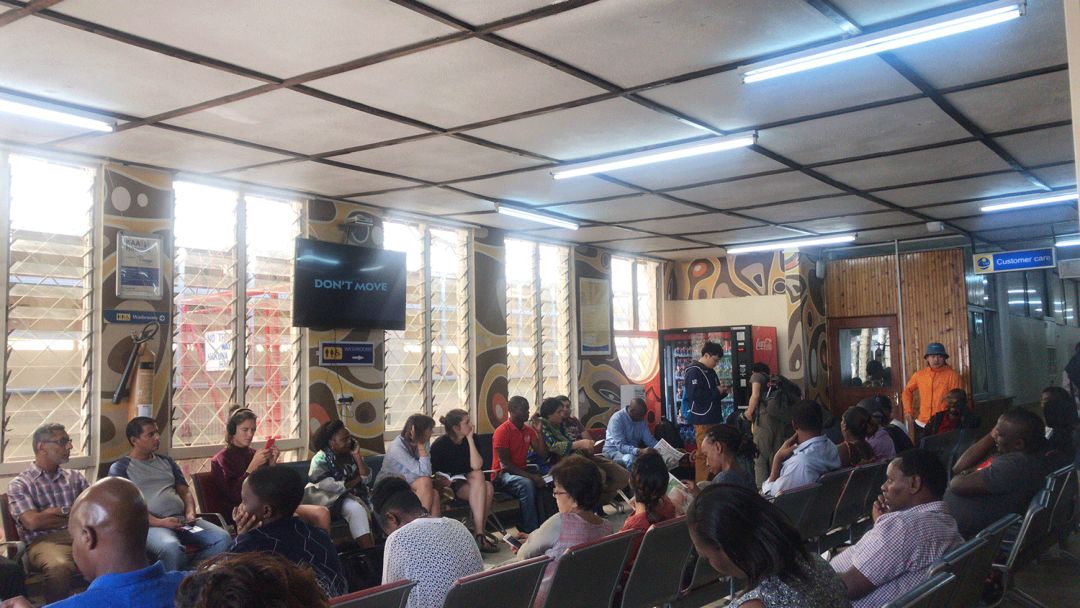 跟刘昊然在非洲过了6天5夜,发现他其实就是个话痨加多动症啊……