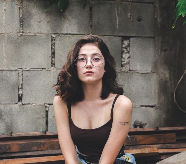 1000万女大学生，正在援交网站找“干爹”