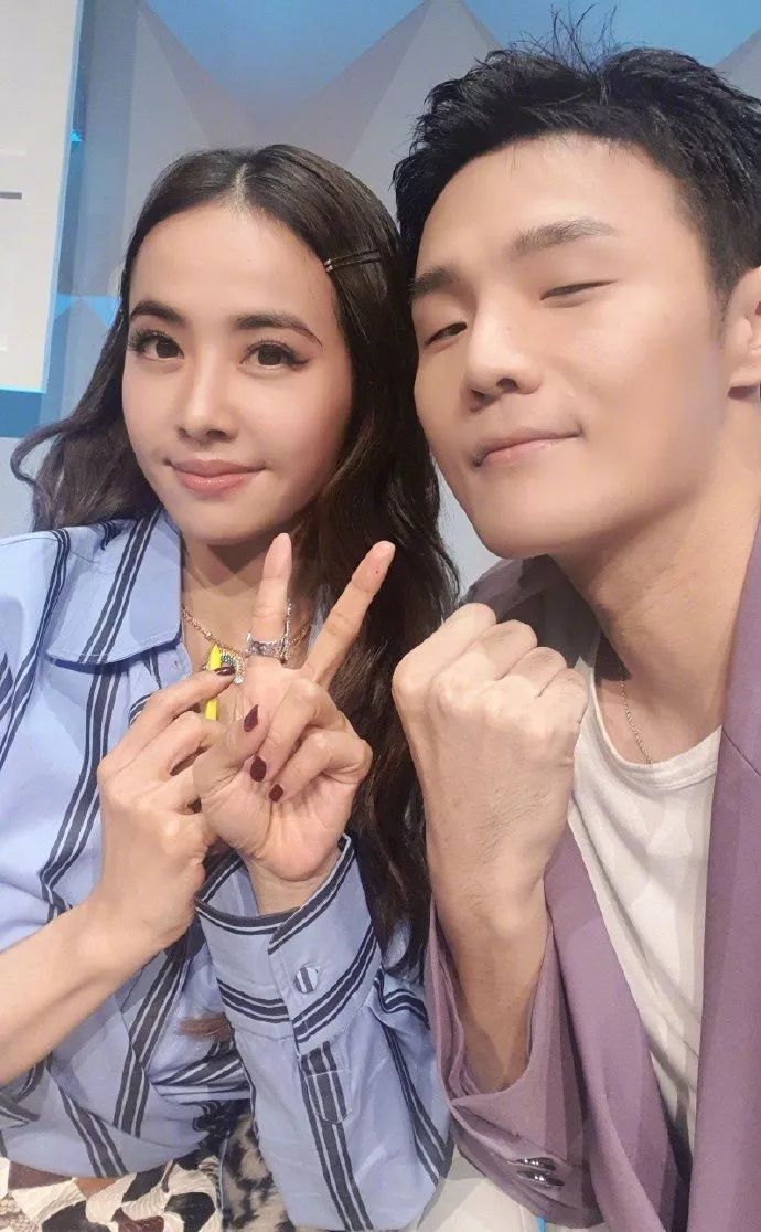 李荣浩蔡依林眼睛对比,李荣浩蔡依林倒带完整版