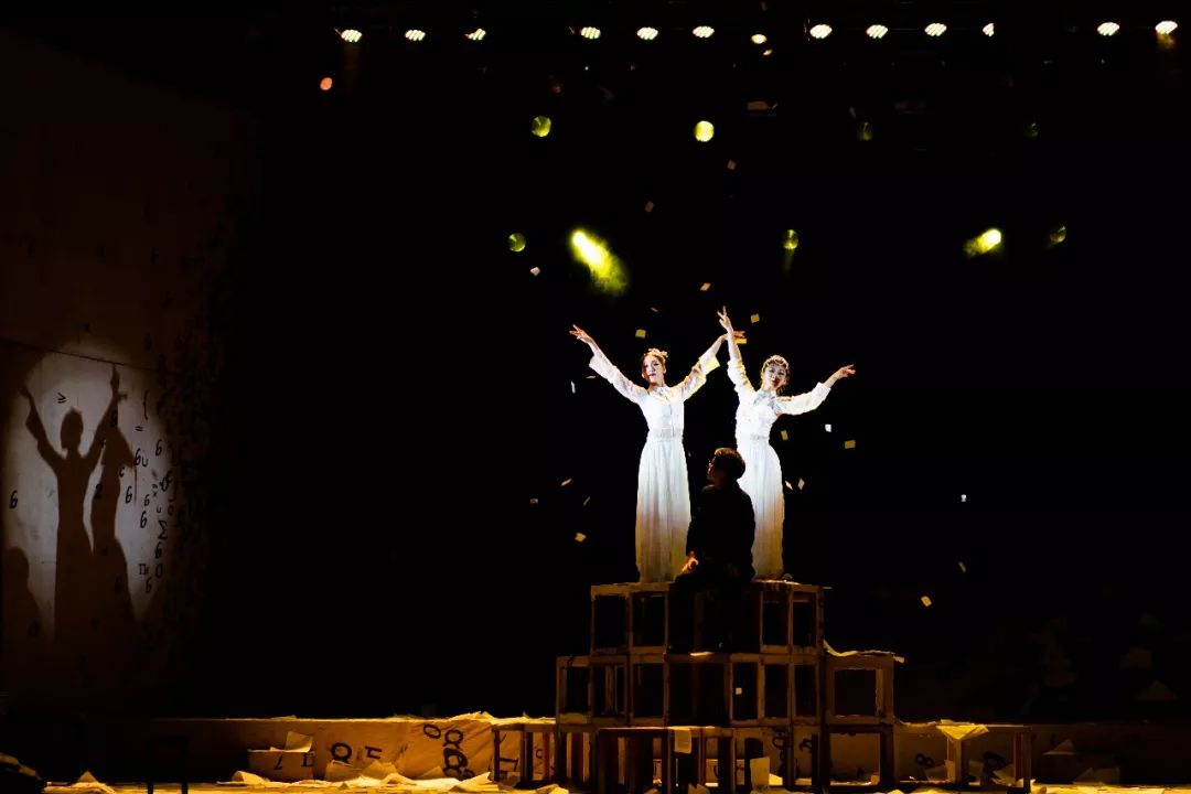 黑洞过后，猜想不止|错过厦大的这部原创话剧，你还要再等一年！