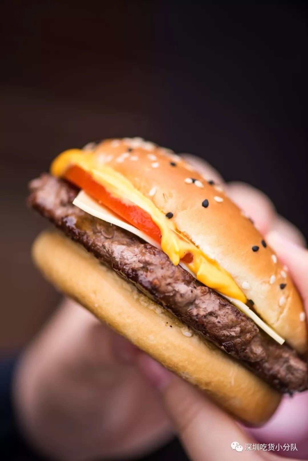 麦当劳黑金汉堡怎么样,麦当劳黑金安格斯卡路里