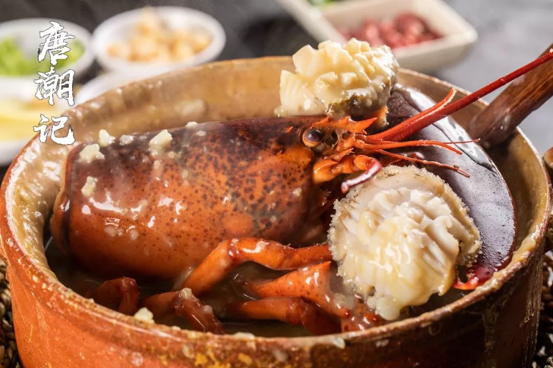 百万大学青年免费狂欢！AJ鞋展、街球大神空降，超多福利拿到手软！