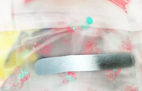 给孩子选雨衣有什么要求,雨衣雨鞋给孩子备好