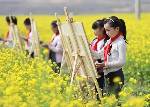 今日话题：奔驰销售服务有限公司道歉〡早安，张家界（348期）