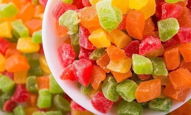 你每抹一次口红，就是在亲吻上万只昆虫尸体？！