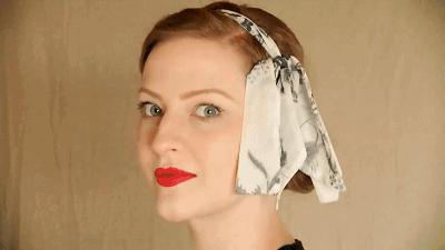 春天方丝巾怎么系好看,丝巾这样系简单时尚又清爽