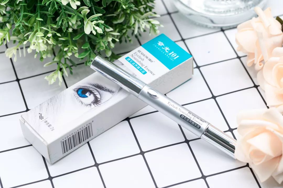 睫毛一定要翘才好看吗,睫毛一定要补吗