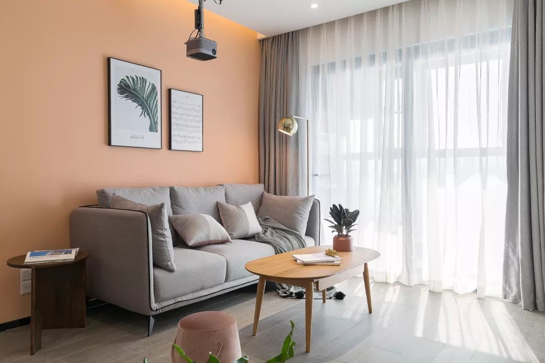 无主灯轻奢风装修电视墙,北欧轻奢客厅无主灯