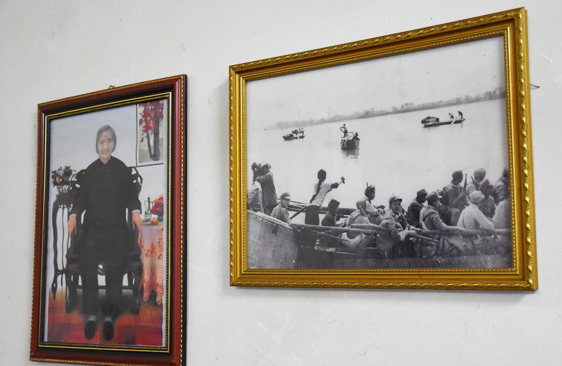 送解放军过江的大辫子姑娘,送亲人的大辫子