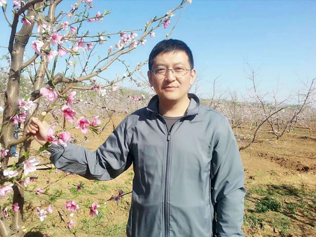 航天礼赞原唱完整版,中国航天礼赞朗诵