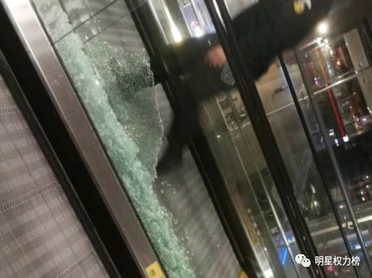 想恋爱又太怂！偶像失格说的就是Ta吧……