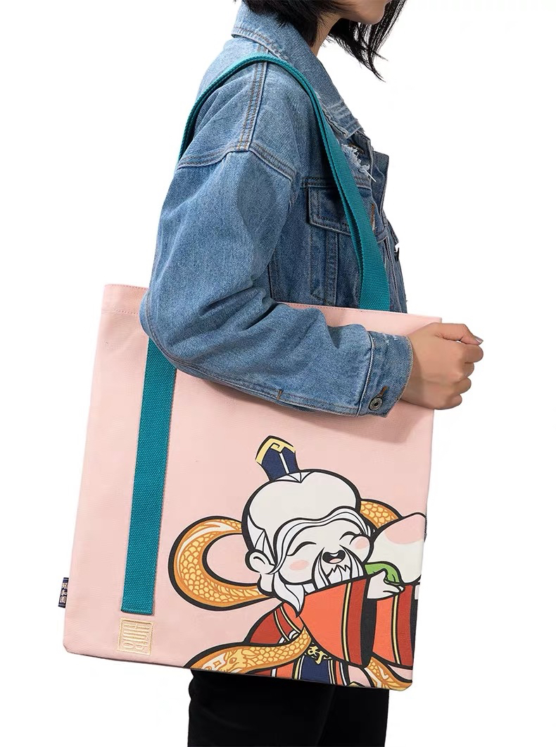 好看又时髦帆布包推荐,卢浮宫博物馆联名帆布包