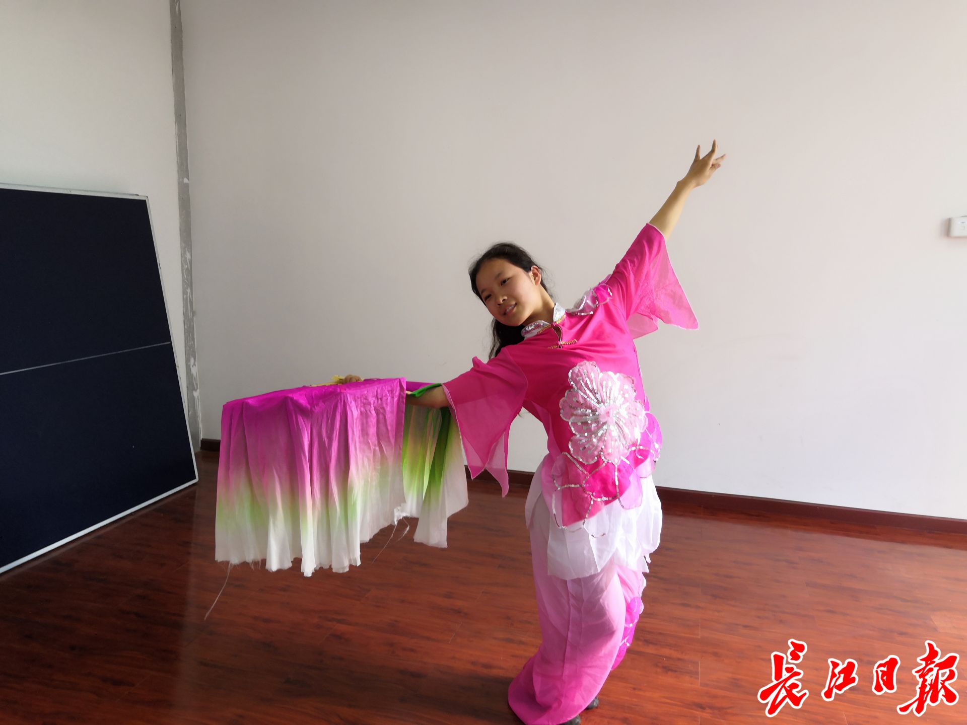 感动暖心的舞蹈,感动的舞蹈暖心