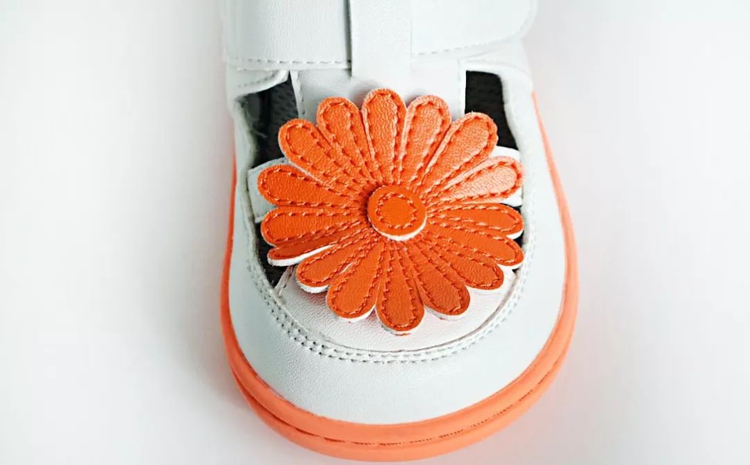 不烧脚又好看的运动风凉鞋推荐,小蓝羊凉鞋男测评