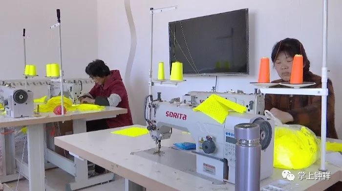 钟祥市：扶贫车间就近就业，脱贫致富不等不靠