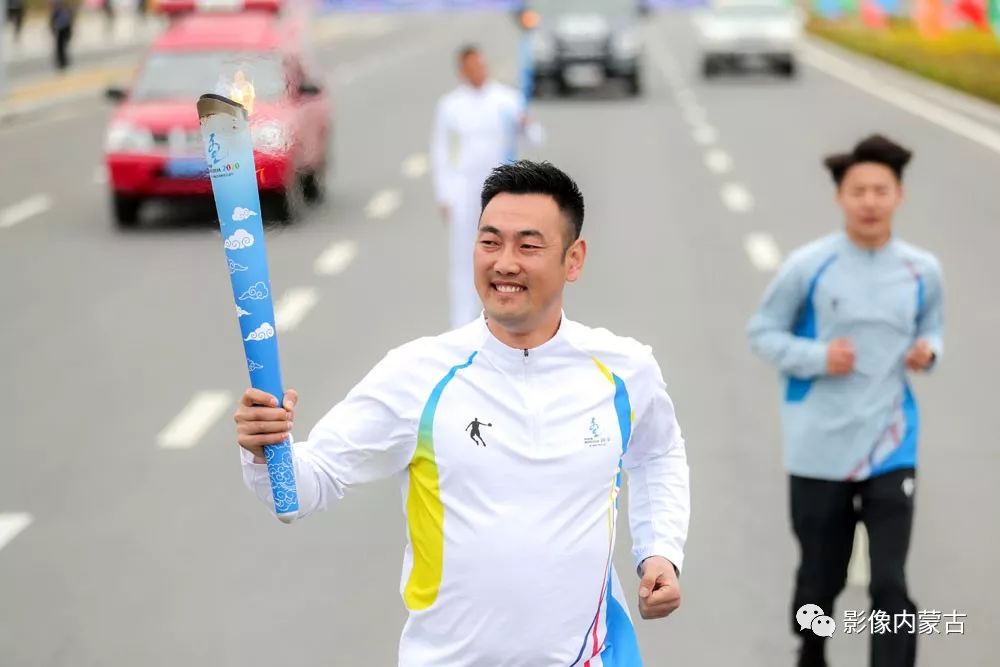 圣火点燃了,圣火已经点燃