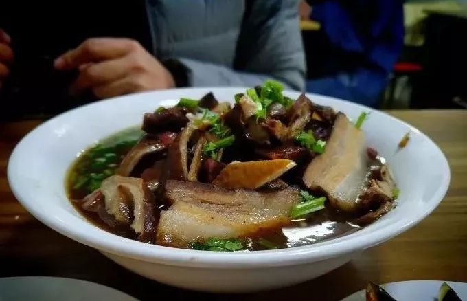 老北京最爱的3碗卤煮,便宜又地道的北京卤煮