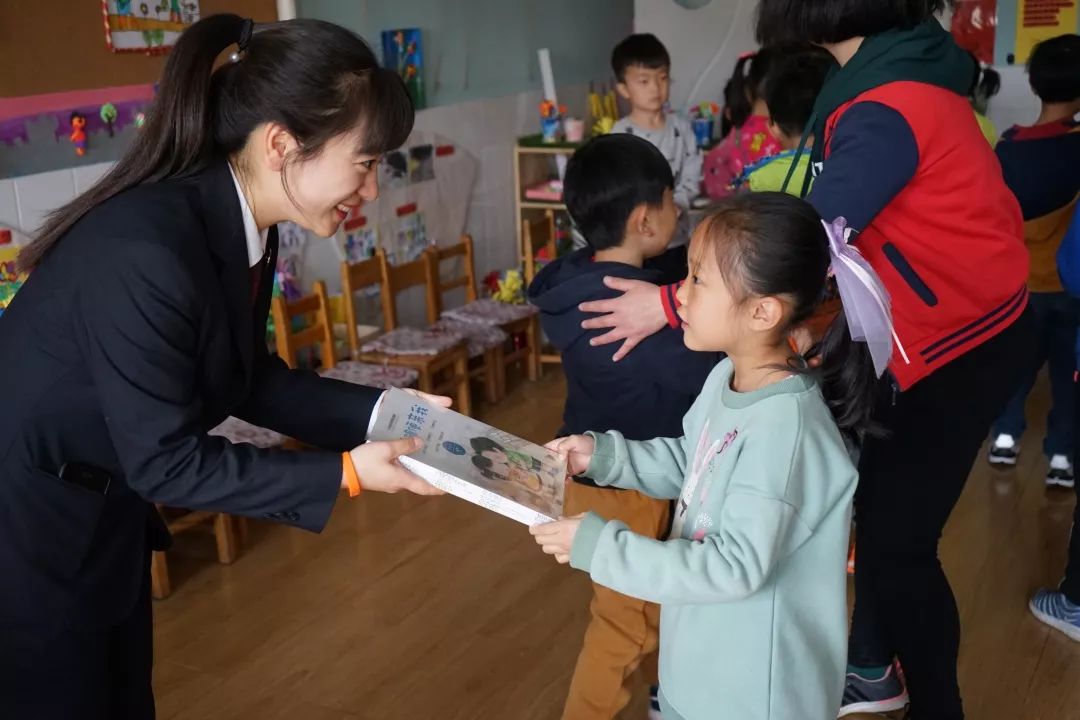 【十进百家千人普法】法律进校园——延庆区人民检察院法治前往北京市延庆区红苹果幼儿园开展“法治进校园”活动