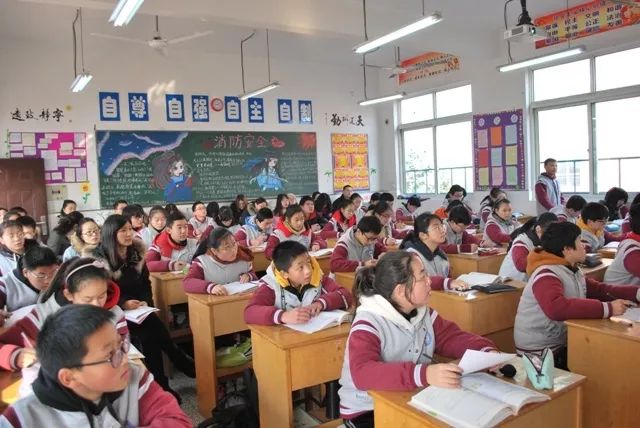 常州戚墅堰实验中学招生电话,常州市戚墅堰实验中学录取分数线