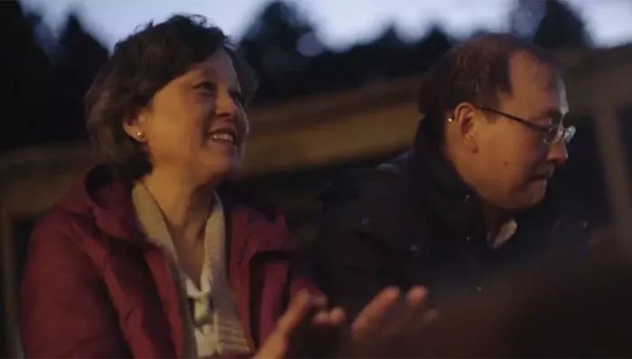 母亲节播报文案简短,母亲节美篇制作文案