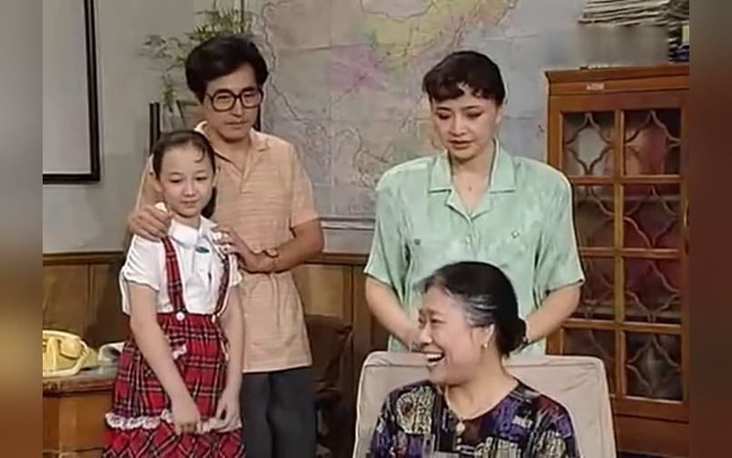 “婚后我俩有了孩子，每天都在偷偷吃榨菜……”