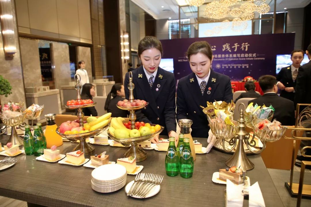 秦皇岛马拉松开跑完整视频,秦皇岛马拉松抢眼镜头