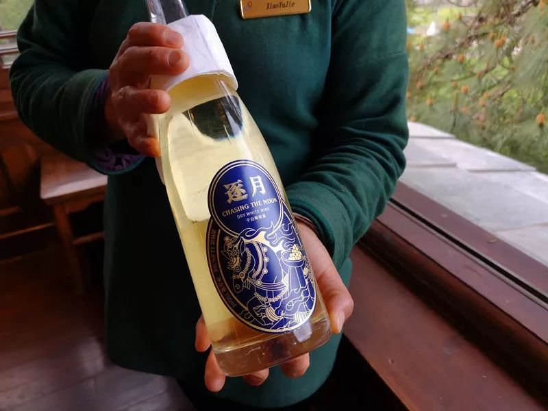 从丽江到茨中:菜场买恶魔果实、修道院酿酒士、高原油泼面……开启了无数的第一次|香格里拉环线(上)