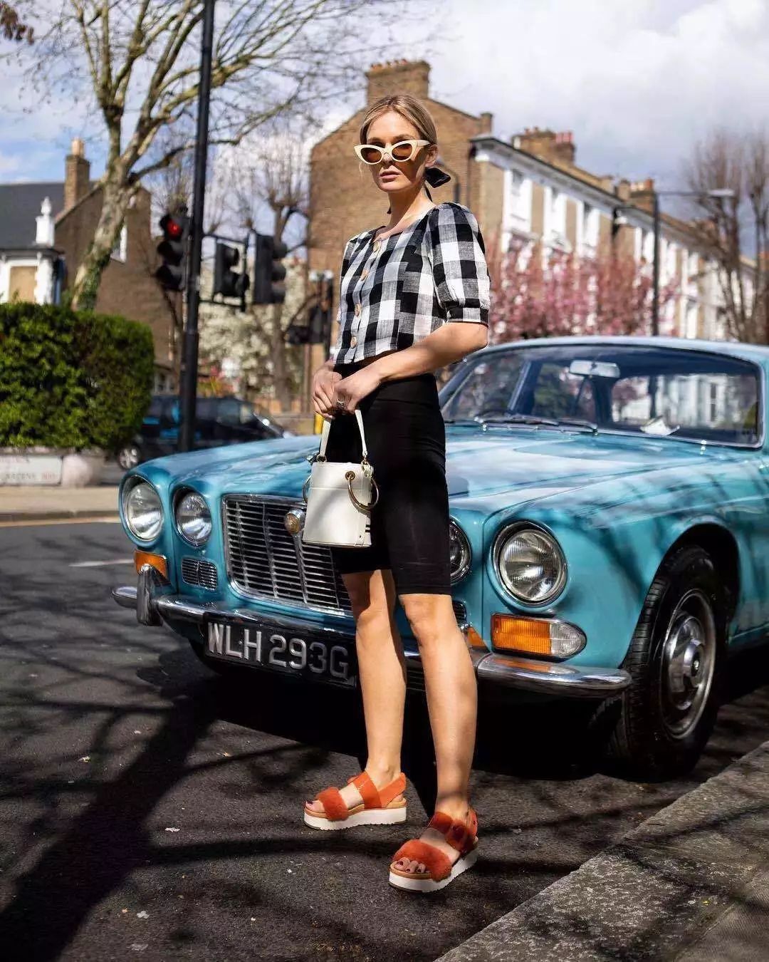 今年夏天这几款凉鞋真的美哭了,这个夏天让你美炸的凉鞋