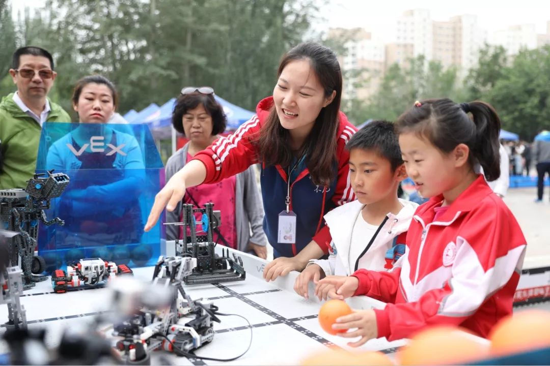 【科技体育艺术节预告】这个“六一”快来参加家门口的嘉年华！