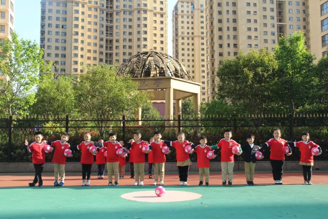 真的从4岁娃娃开始了！请关注这群临沂幼儿足球的拓荒者……