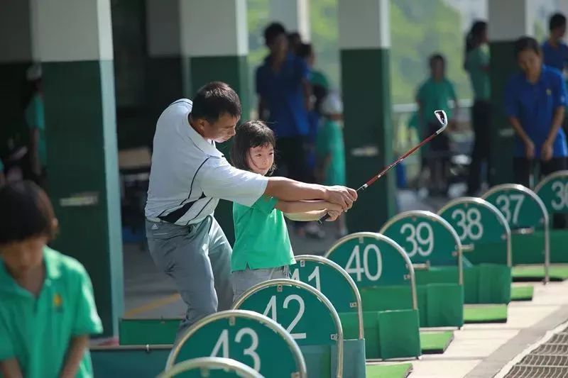 观澜湖夏令营600多人,观澜湖高尔夫夏令营