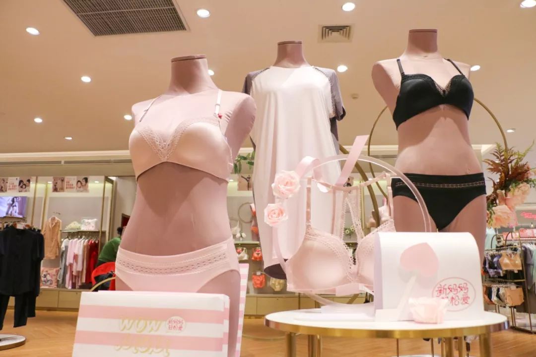 鍝堝皵婊ㄥ晢瀹跺箍鍛婅,鍝堝皵婊ㄦ渶鏈夋墠鐨勫箍鍛婅