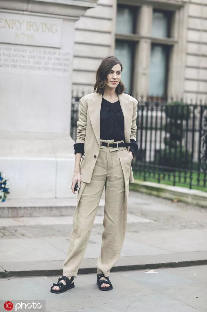 泫雅风鞋子,泫雅同款鞋子nike蒂芙尼绿怎么洗