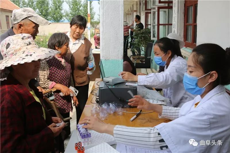 新时代文明实践中心爱心捐赠,新时代文明实践站送温暖活动