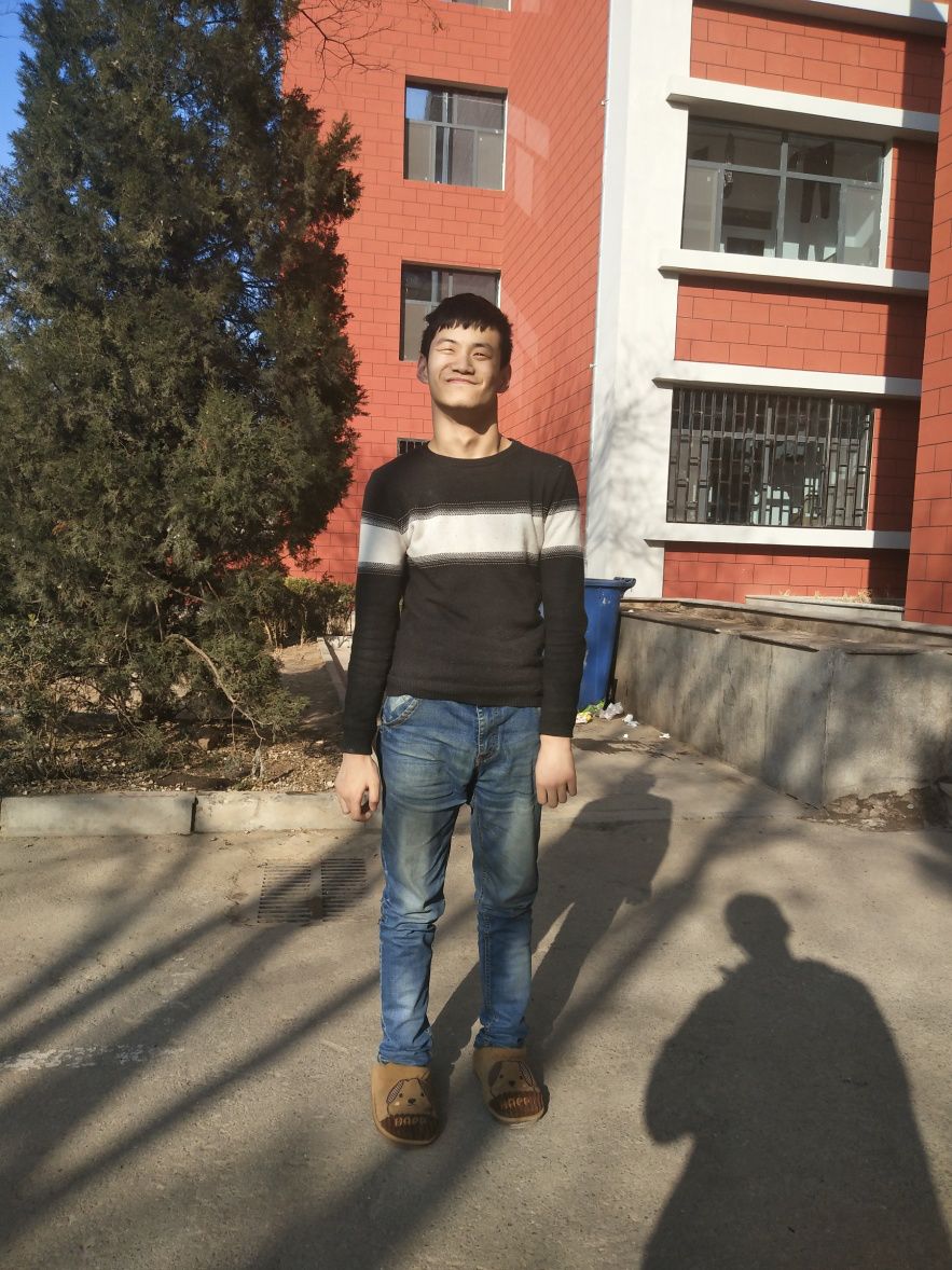 微笑天使简要事迹,微笑天使简介