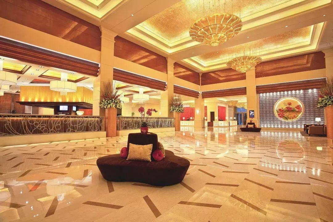 洲际爆款！房间俯瞰大运河，出门即是南长街！畅吃13种口味小龙虾自助餐爽翻