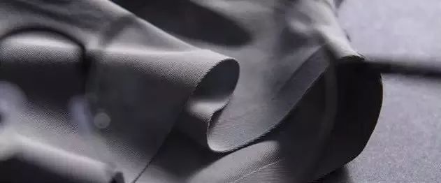 别让劣质*裤内**谋杀了你的子孙后代,这条丝滑透气、自降温的羊奶丝*裤内**值得所有男人拥有