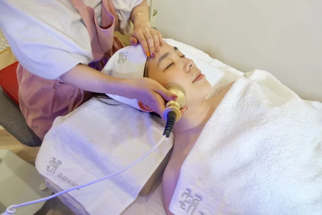 不出武汉就能享受日本院线级护肤，晓姿POLA这儿都有