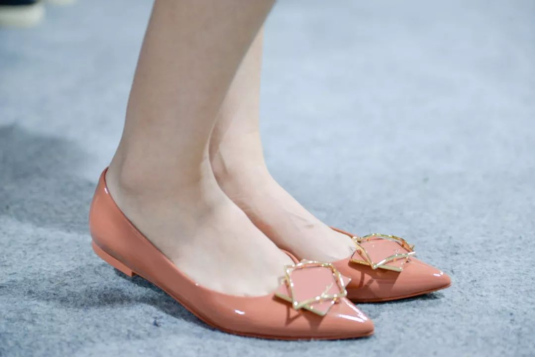 金利来59抵100元优惠券到店,金利来5折优惠券