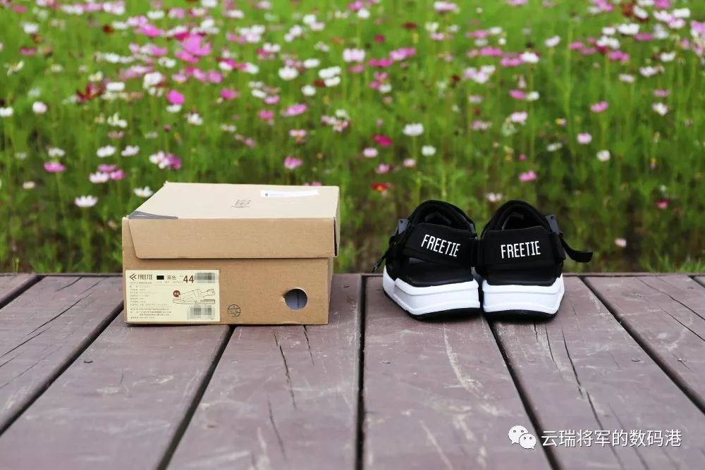 走出自己的品味——FREETIE两穿休闲凉鞋体验