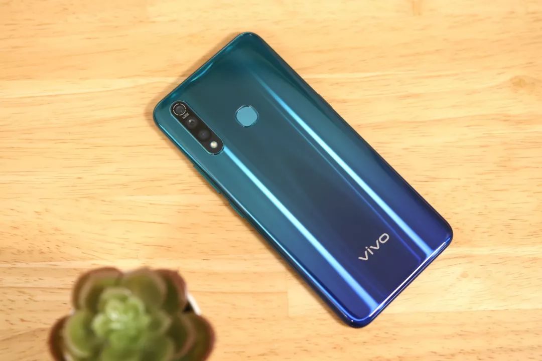 vivo手机哪款好用性价比高vivoz5x,vivoz5x电池续航测评