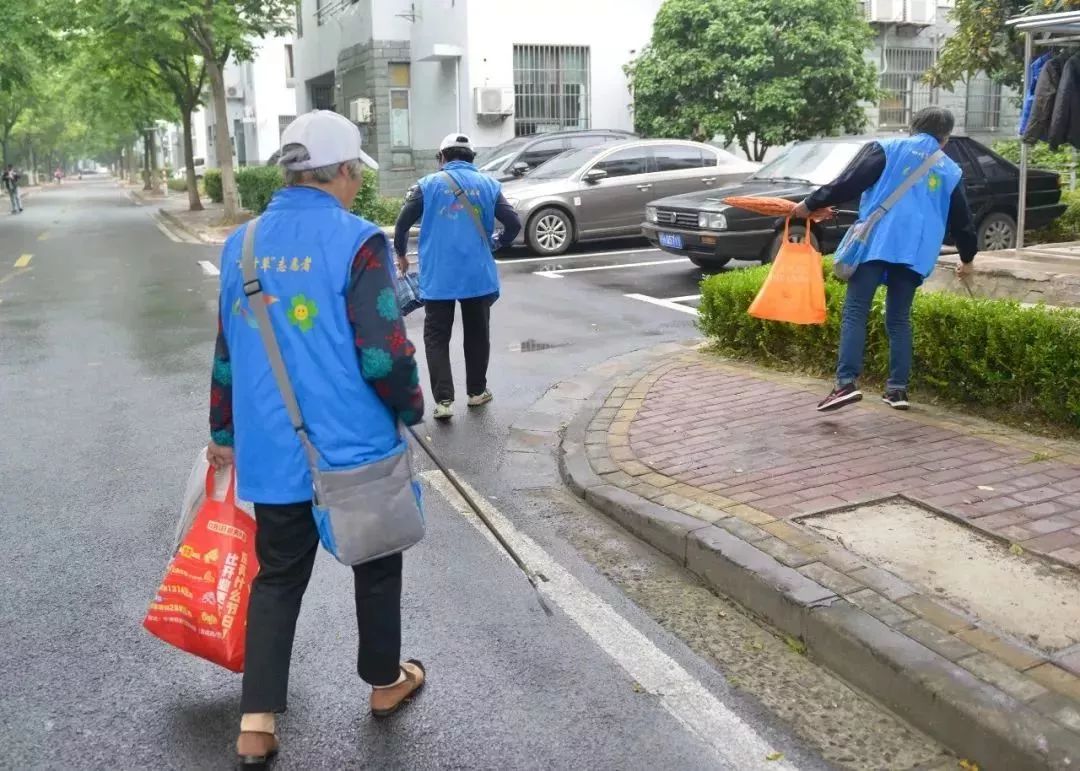 小区整洁的环境让人心情愉悦,小区环境真好看图片