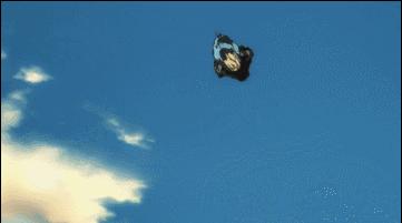 4年了，公认的神作回归！这个光头就是个传说