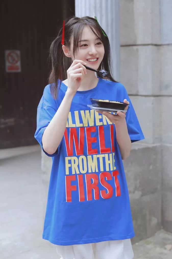 刘雯2019新包,今年流行的刘雯同款包